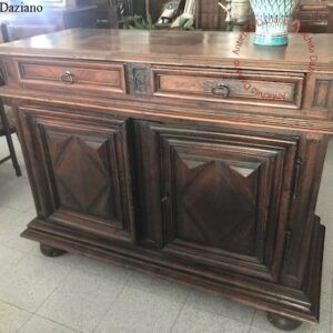 Credenza in noce