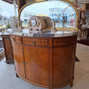 Credenza demi-lune