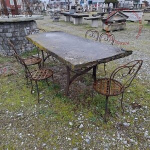 Tavolo ferro e pietra