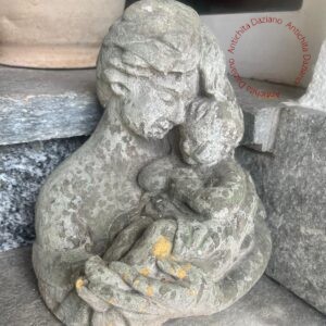 Statua della Maternità