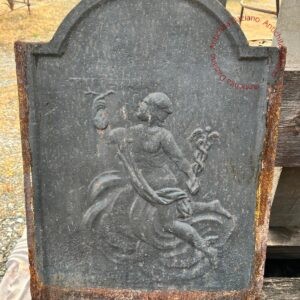 Piastra in ghisa per camino